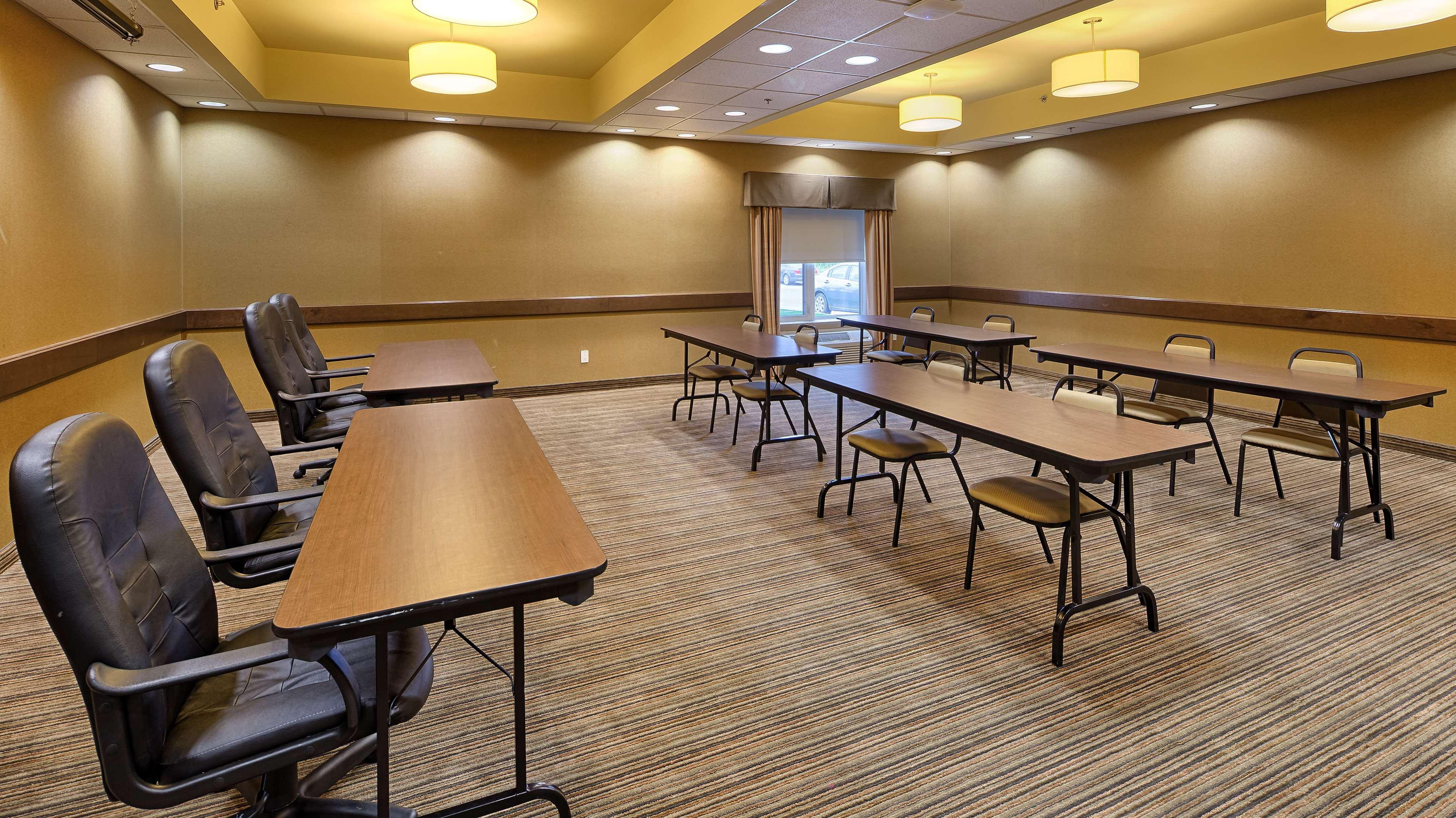 Best Western Plus Winnipeg West Headingley Buitenkant foto